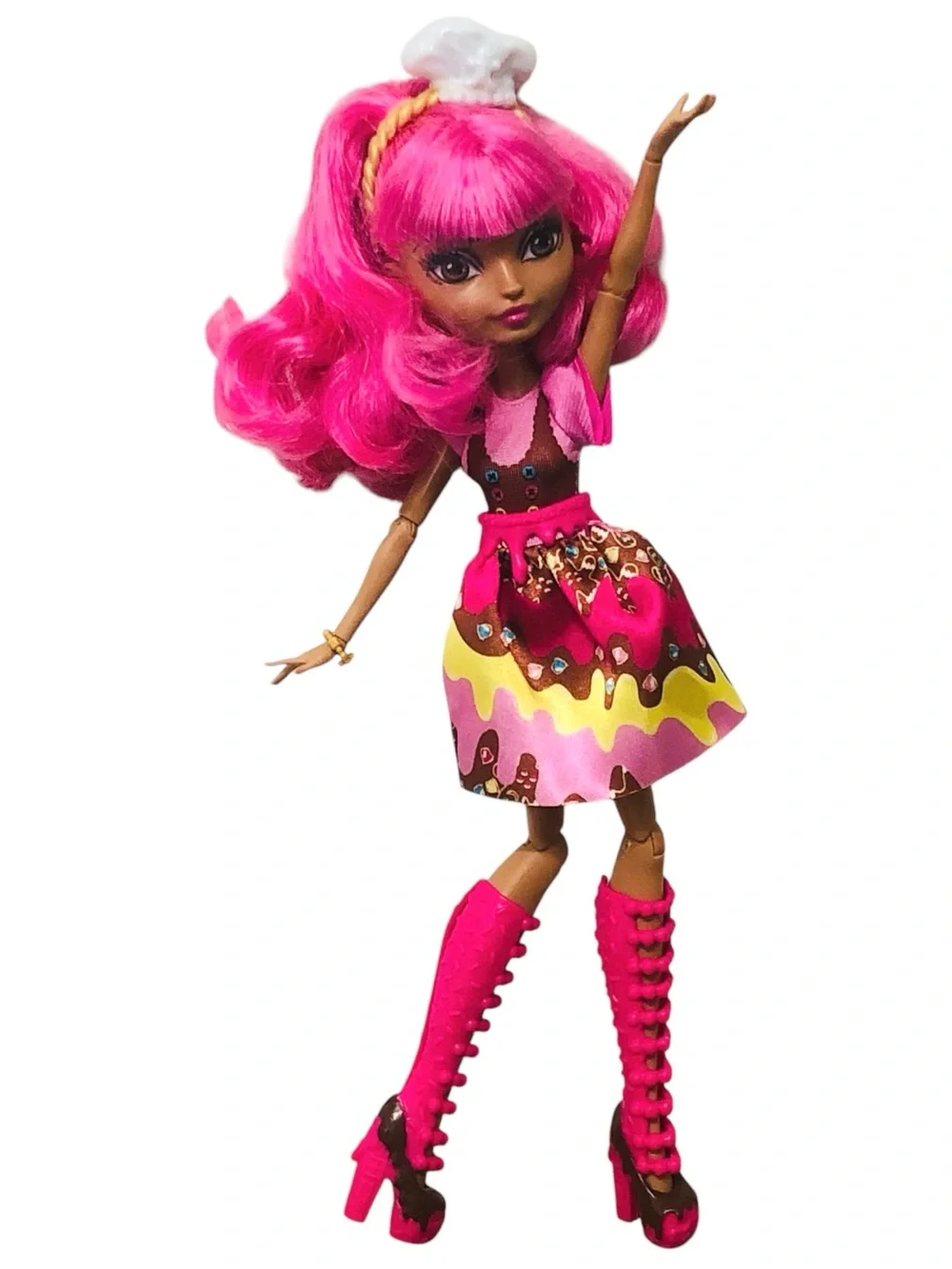 Ever After High Ginger Breadhouse Doll Sugar Coated Pink Dress High Boots 2014